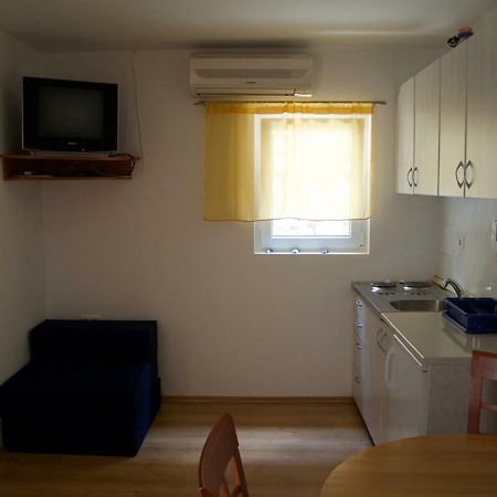 Apartment Viveniti Кленовица Экстерьер фото