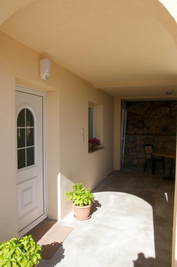 Apartment Viveniti Кленовица Экстерьер фото